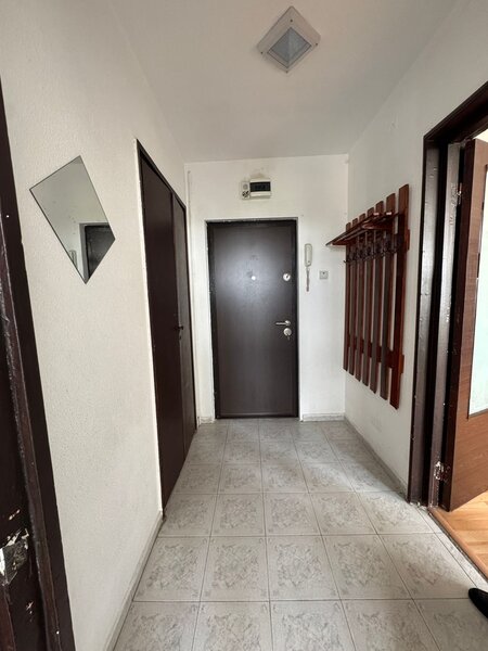 Obor, sector 2, inchiriez apartament doua 2 camere,